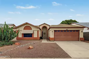 8390 N 107th Ln, Peoria, AZ 85345 - Photo 1