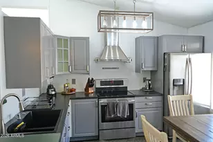 5258 N 79th Ave, Glendale, AZ 85303 - Photo 7