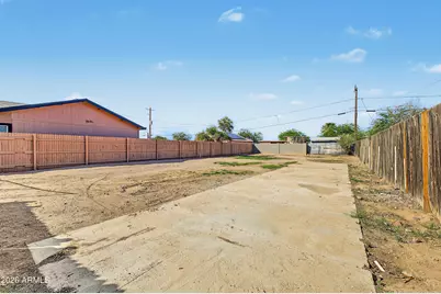 104 E Kinderman Drive #10, Avondale, AZ 85323 - Photo 3