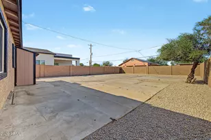 104 E Kinderman Dr, Avondale, AZ 85323 - Photo 29