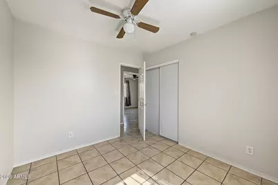 4340 W Clarendon Avenue, Phoenix, AZ 85031 - Photo 19