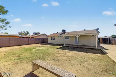 4340 W Clarendon Avenue, Phoenix, AZ 85031 - Photo 25