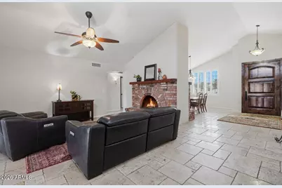694 E Washington Avenue, Gilbert, AZ 85234 - Photo 21