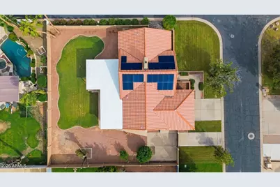 694 E Washington Avenue, Gilbert, AZ 85234 - Photo 13