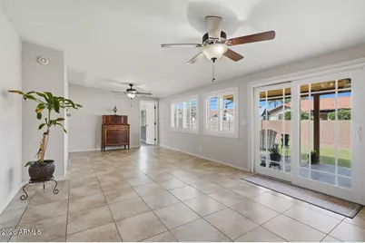 694 E Washington Avenue, Gilbert, AZ 85234 - Photo 31