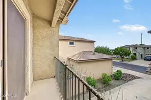1807 E Dunbar Dr, Phoenix, AZ 85042 - Photo 27