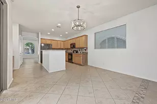 1807 E Dunbar Dr, Phoenix, AZ 85042 - Photo 9