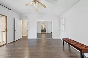 1807 E Dunbar Dr, Phoenix, AZ 85042 - Photo 17