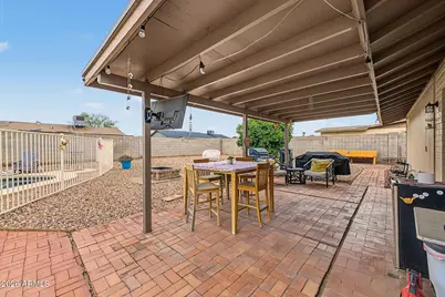 1642 W Kristal Way, Phoenix, AZ 85027 - Photo 19