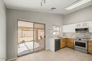 16640 W Statler St, Surprise, AZ 85388 - Photo 5