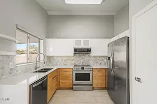 16640 W Statler St, Surprise, AZ 85388 - Photo 7