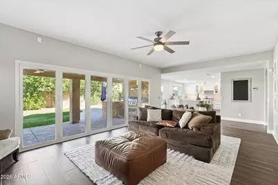 1434 E Spur Avenue, Gilbert, AZ 85296 - Photo 11