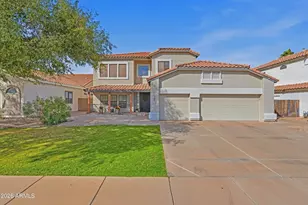 560 E Betsy Ln, Gilbert, AZ 85296 - Photo 1