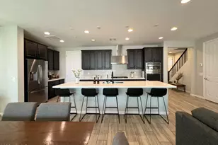 31518 N 24th Dr, Phoenix, AZ 85085 - Photo 5