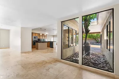 8624 N Timberlane Drive, Scottsdale, AZ 85258 - Photo 5