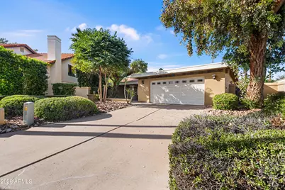 8624 N Timberlane Drive, Scottsdale, AZ 85258 - Photo 1