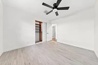 8307 E Clarendon Avenue, Scottsdale, AZ 85251 - Photo 27