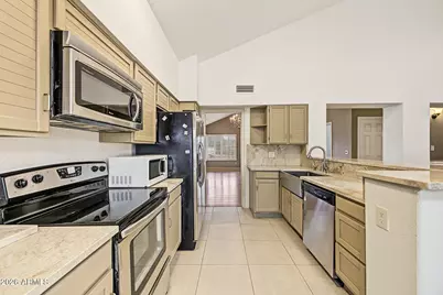 4801 E Paradise Lane, Scottsdale, AZ 85254 - Photo 13