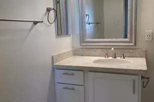 8523 E Catalina Dr, Scottsdale, AZ 85251 - Photo 11