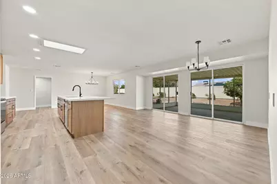 20223 N 125th Avenue, Sun City West, AZ 85375 - Photo 17