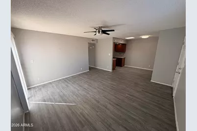 6527 N 67th Avenue #107, Glendale, AZ 85301 - Photo 5