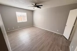 6527 N 67th Ave, Glendale, AZ 85301 - Photo 13