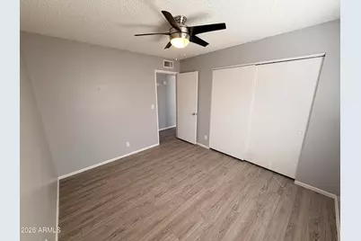 6527 N 67th Avenue #107, Glendale, AZ 85301 - Photo 11
