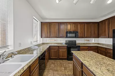 10132 E Isleta Avenue, Mesa, AZ 85209 - Photo 11