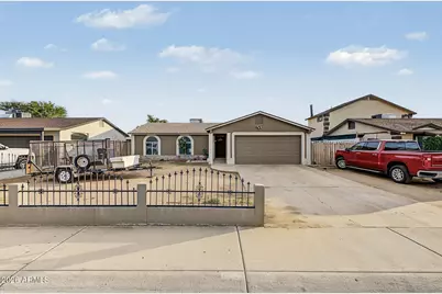 6827 W Holly Street, Phoenix, AZ 85035 - Photo 1