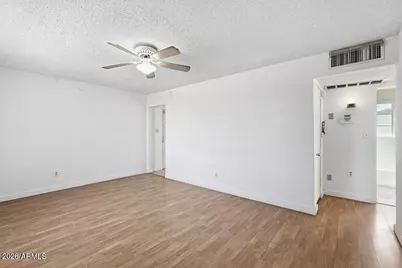 11117 W Florida Avenue, Youngtown, AZ 85363 - Photo 3