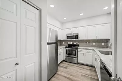 20100 N 78th Place #1007, Scottsdale, AZ 85255 - Photo 9