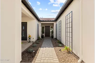 17535 W Guthrie Street, Surprise, AZ 85388 - Photo 9