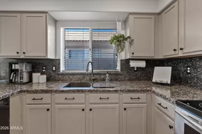 13523 W Desert Flower Drive, Goodyear, AZ 85395 - Photo 21