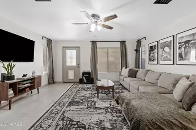 13523 W Desert Flower Drive, Goodyear, AZ 85395 - Photo 15