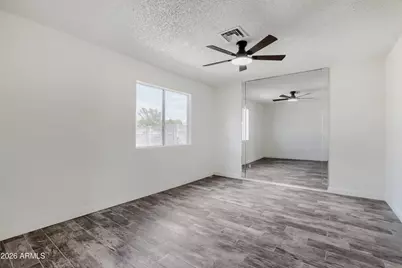 6910 W Mountain View Road, Peoria, AZ 85345 - Photo 11