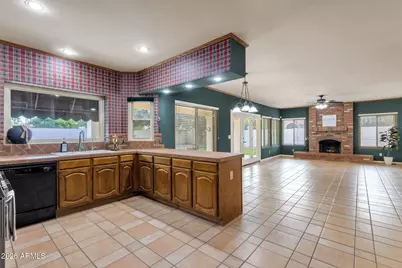 405 E Stacey Lane, Tempe, AZ 85284 - Photo 13