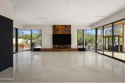 6341 N 44th Street, Paradise Valley, AZ 85253 - Photo 15