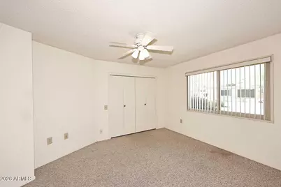 10005 W Hutton Drive, Sun City, AZ 85351 - Photo 15