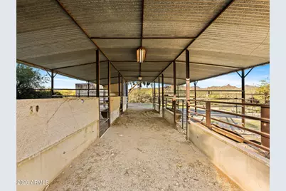 27610 W Gill Road, Morristown, AZ 85342 - Photo 27