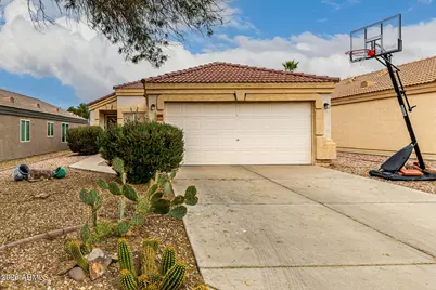 11340 W Madisen Ellise Drive, Surprise, AZ 85378 - Photo 5