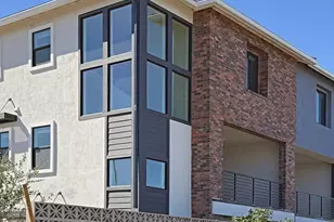 2419 E Modesto Ln, Tempe, AZ 85288 - Photo 1
