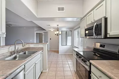 10401 N Saguaro Boulevard #132, Fountain Hills, AZ 85268 - Photo 3