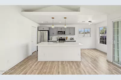 9809 N 67th Drive, Peoria, AZ 85345 - Photo 13
