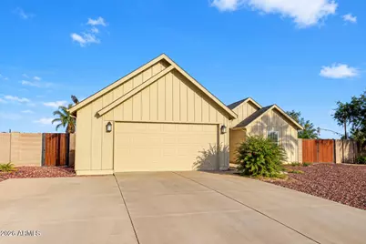 9809 N 67th Drive, Peoria, AZ 85345 - Photo 5