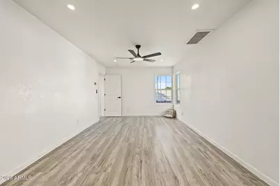 9809 N 67th Drive, Peoria, AZ 85345 - Photo 19