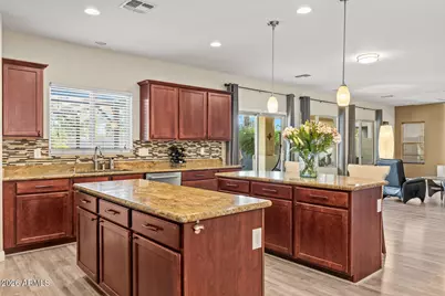 16859 W Magnolia Street, Goodyear, AZ 85338 - Photo 11