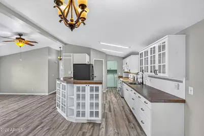 16035 N 71st Avenue, Peoria, AZ 85382 - Photo 15