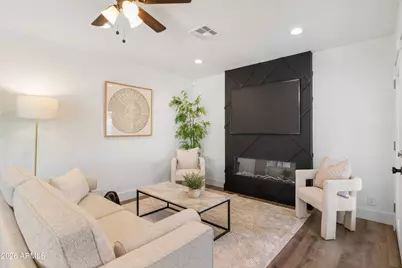 1248 E Gardenia Drive, Phoenix, AZ 85020 - Photo 9