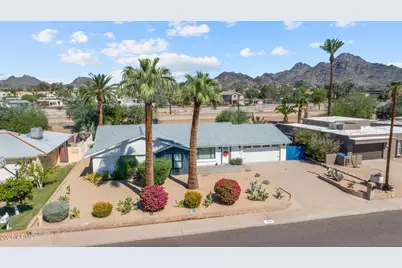 1248 E Gardenia Drive, Phoenix, AZ 85020 - Photo 1
