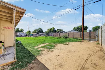 1816 N 37th Avenue, Phoenix, AZ 85009 - Photo 7